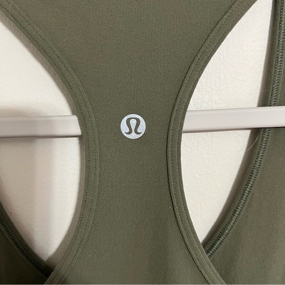 Lululemon Cool Racerback II Camo Green size 10 - Picture 6 of 7